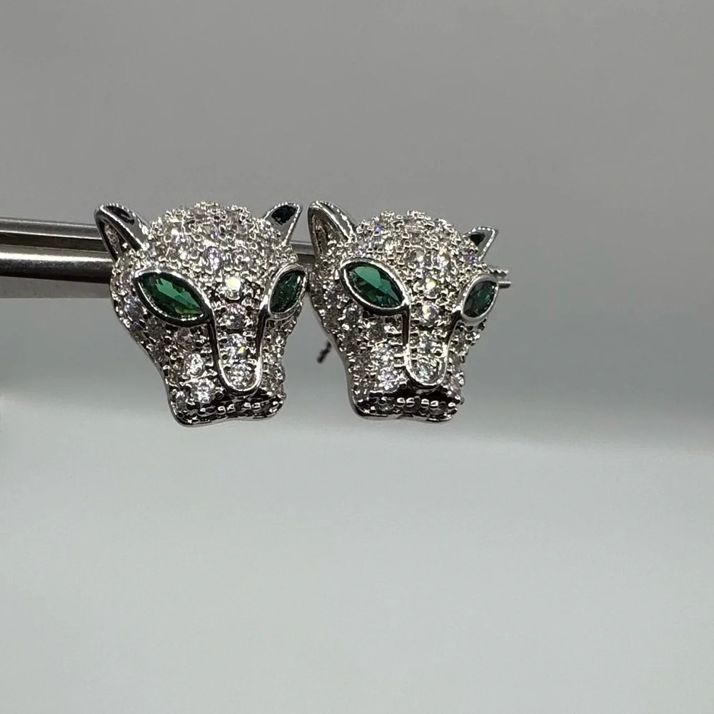 Panther Earrings - Picture 5 of 9